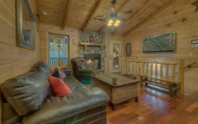 Colby's Cabin by Escape to Blue Ridge