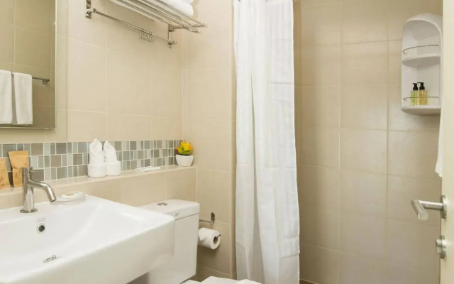 First Choice Suites By The Sea