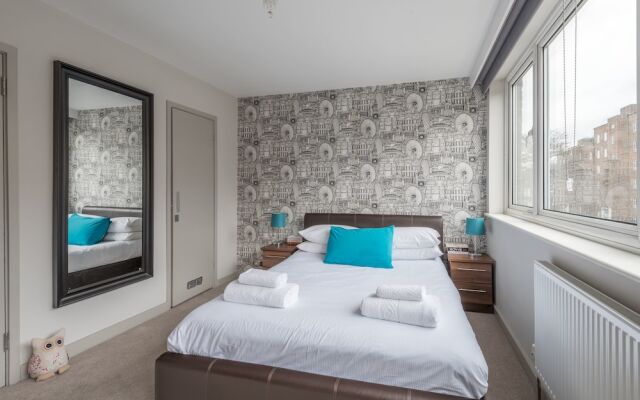 Отель Bright Family Home in Primrose Hill Великобритания, Лондон - отзывы, цены и фото номеров - забронировать отель Bright Family Home in Primrose Hill онлайн комната для гостей