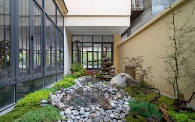 Fuju • NEXUS Travel Hotel (Jiuzhaigou Branch)