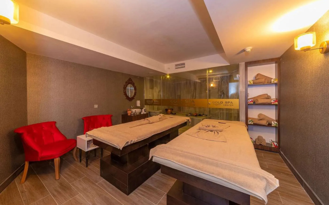 Euro Plaza Hotel