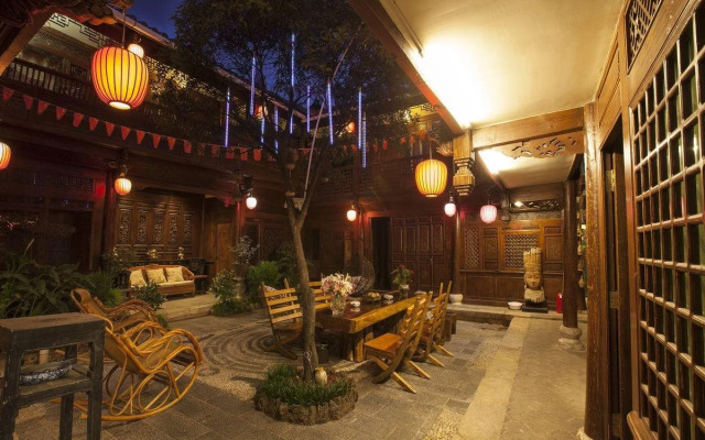 Lijiang Beauty Cloud Inn