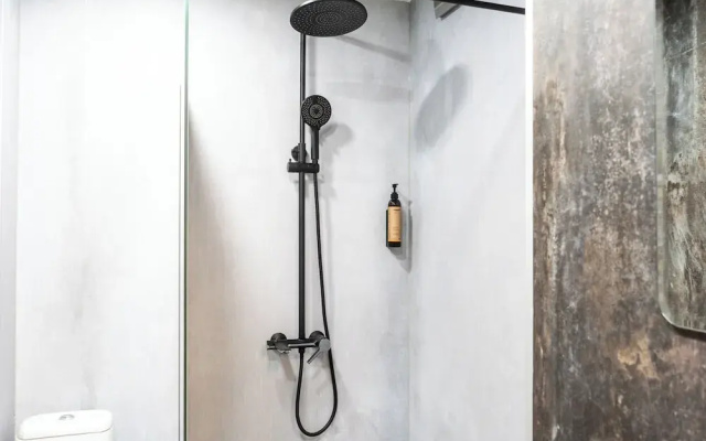 Apartment 8