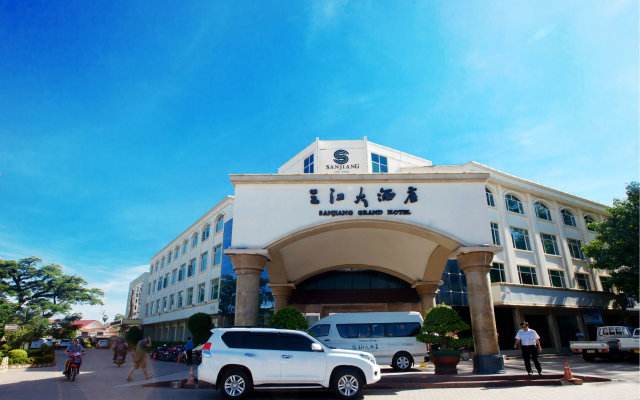 San Jiang Grand Hotel in Vientiane, Laos from 37$, photos, reviews - zenhotels.com hotel front