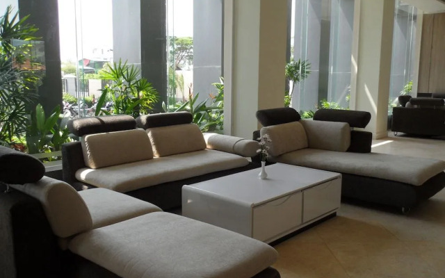 Royal Mingalar Hotel
