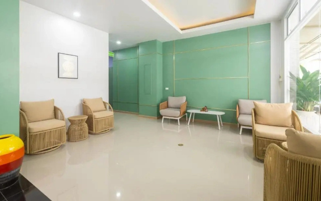 Azizi Boutique Hotel