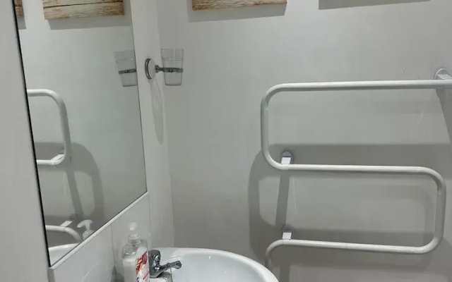 Courtyard Rooms - Studio - Double Bed - Wifi