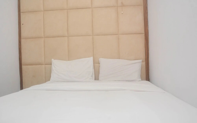Elegant And Well Designed 2Br At Green Pramuka City Apartment