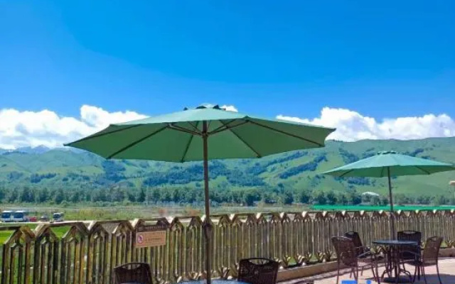 Xinjiang Cultural Tourism Nalati Resort Hotel
