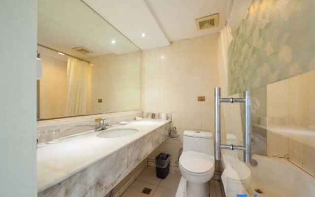 Jinjiang Garden Hotel