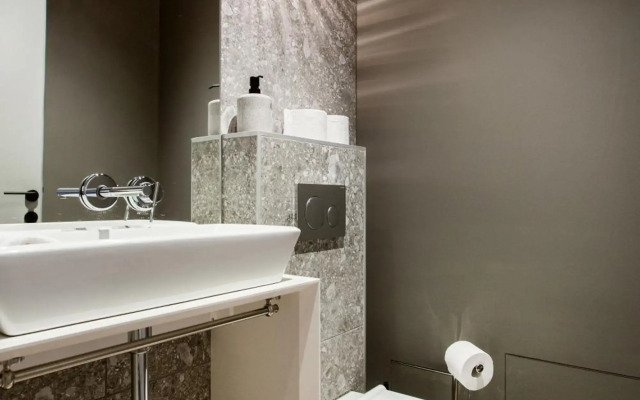 K52 luxury 4BDRM 4BTHRM apartment