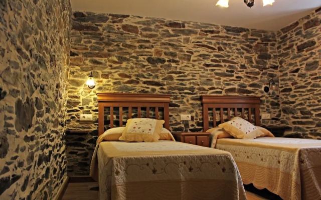 Apartamentos El Llago