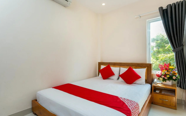 Sunshine Beach Hotel By OYO Rooms