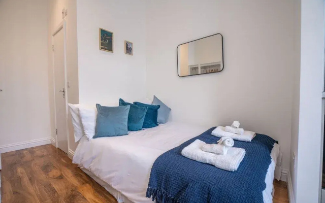Flat 22