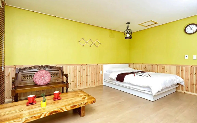 Yeosu Pierre Mont Pension