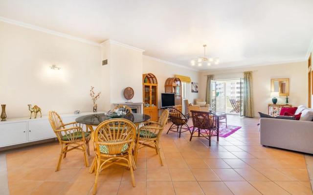 Vilamoura Family Apartment