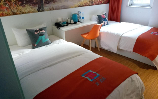 Pai Hotel Hangzhou Xiasha South Wenhai Road Metro Station