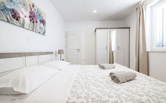 Holiday Home With Private Swimming Pool