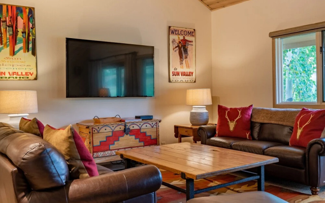 Sunburst Condominiums 2739 by RedAwning