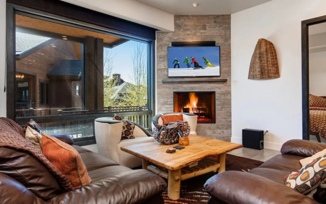4221 Willow Draw Road Condo Unit 303