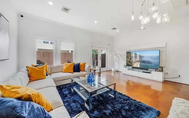 3BR Home With Power, Wifi & Hot Tub