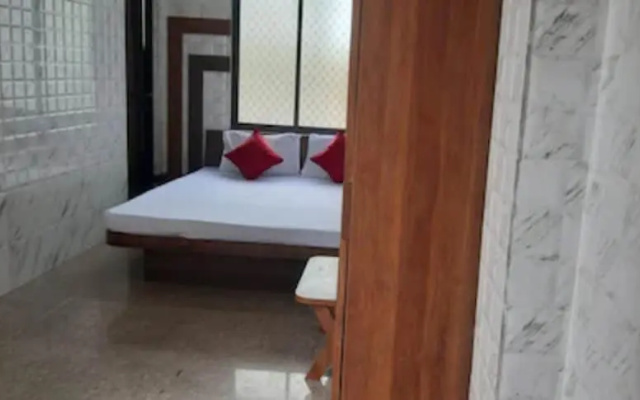 Goroomgo Sea Smile Lodge Puri