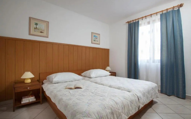 Daila Apartments