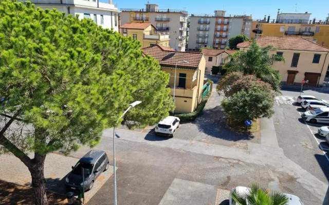 Edera With Balcony Few Steps From Se