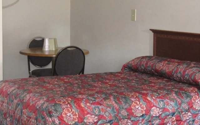 Budget Motor Inn - Mahopac