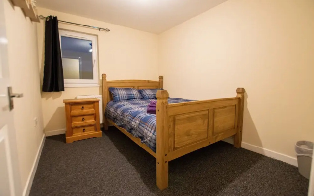 Inviting 4-bed Apartment in Dundee