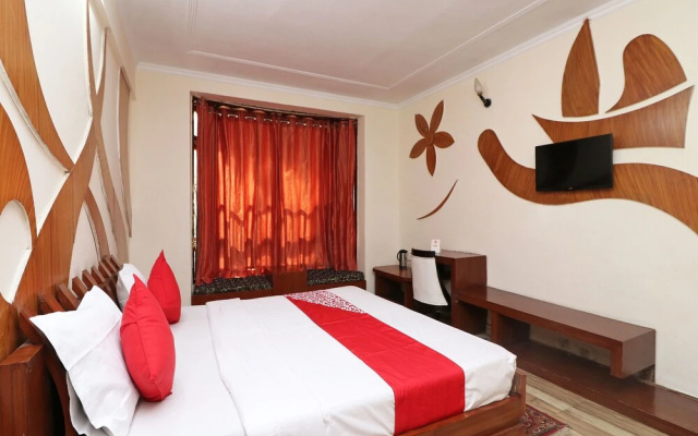 OYO 1820 Hotel Prim Rose