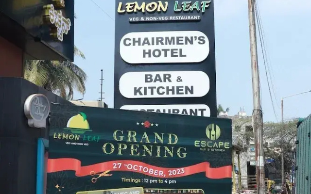 Urban Stay Chairmen Hotel