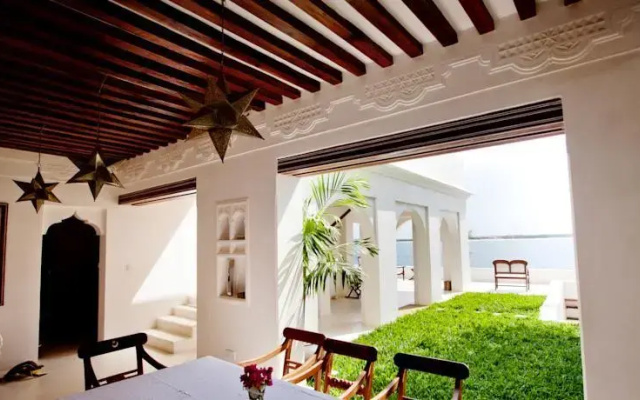 Forodhani House