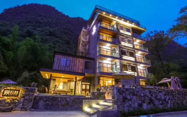 Yangshuo Chashi Homestay (Yulong River Jiuxian Wharf)