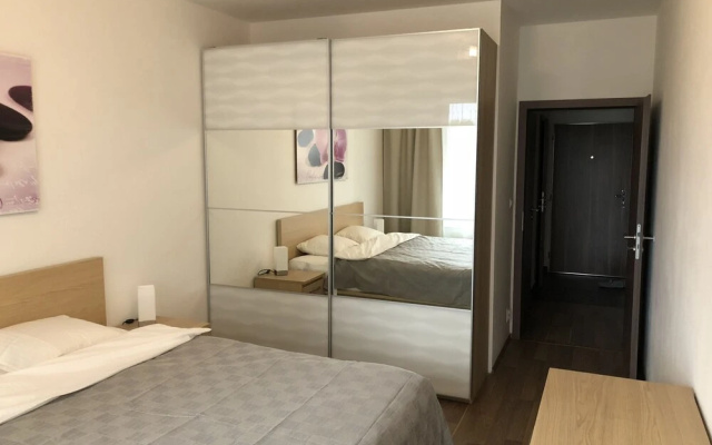DeLuxe Apartments
