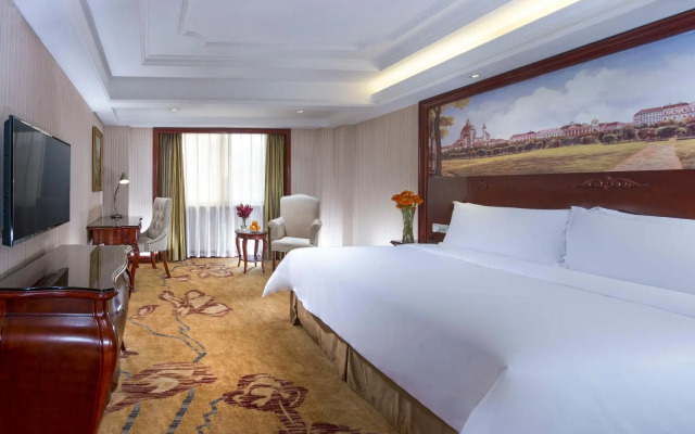 Vienna 3 Best Hotel Shanghai Expo Sanlin