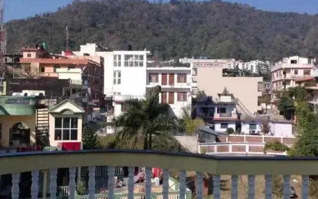 Seventh Heaven Inn Rishikesh