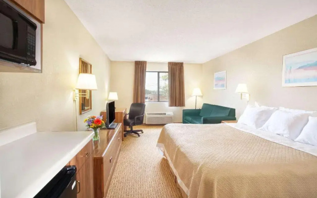 Days Inn by Wyndham Glasgow