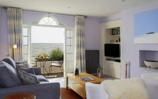 Seascape Apartment