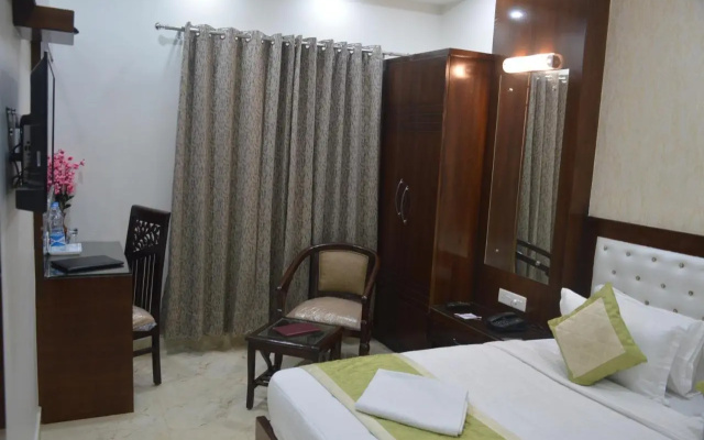 Hotel Midcity
