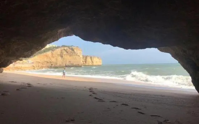 Lovely 1 bedroom beach house