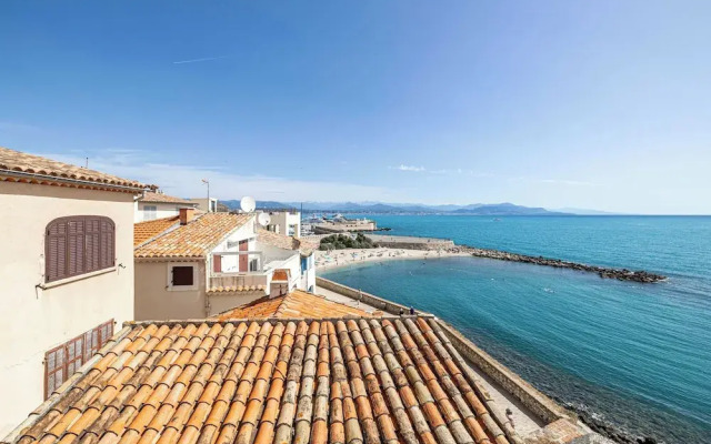 Charming Appt - 1bd/4p- sea View - Antibes Centre
