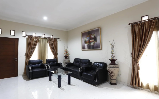 Twin House
