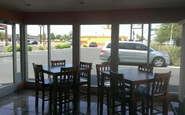 Travelodge Mesa