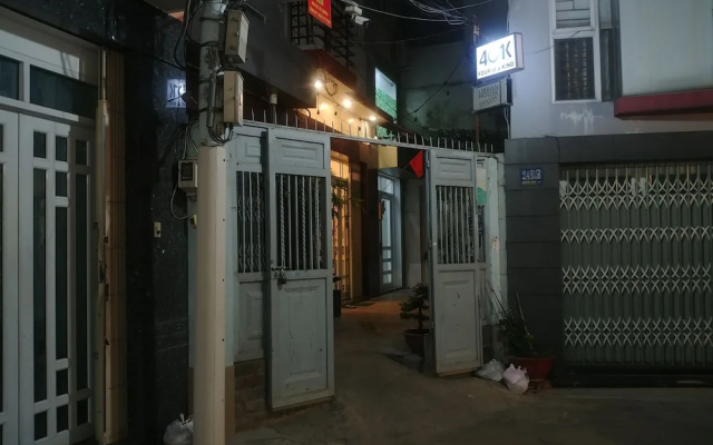 40K Four Of A Kind Hostel