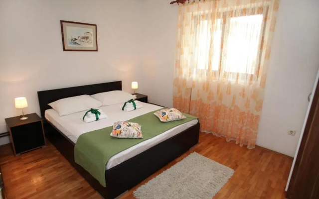 Apartment Natali - 5M from beach
