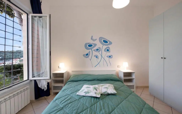Trilocale in villa vista mare Apt 1