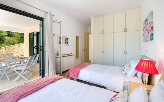 Beach House Sophia in Paxi