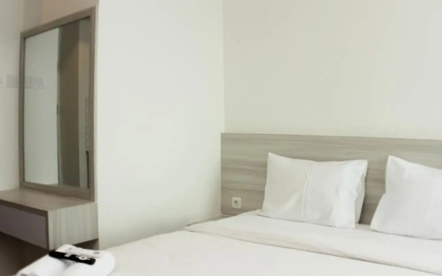 Elegant And Comfy Studio At Grand Kamala Lagoon Apartment