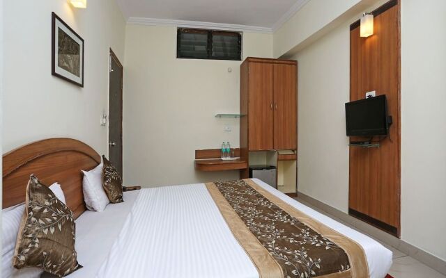 OYO 11307 Hotel Satya Villas